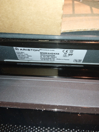 Новий духовий шкаф Ariston mwka424xs