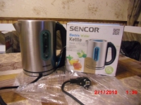 Новий чайник Sencor з голубими скляними вставками