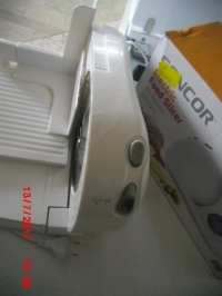 Нова ломтерезка SENCOR sfs1000wh