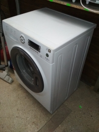 Пральна машина Hotpoint Ariston wmb722b