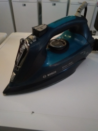 Утюг Bosch TDA703021A