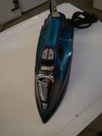 Утюг Bosch TDA703021A