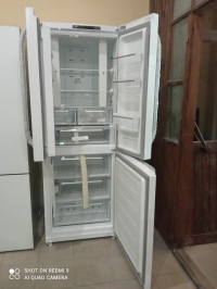 Новий холодильник Hot Point Ariston
