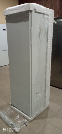 Новий холодильник до забудови Elektrolux IK 30265AL