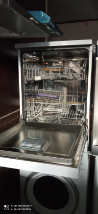 Нова посудомийна машина Beko DFN05321W