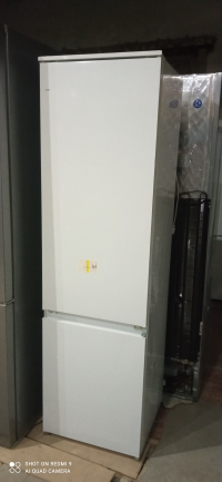 Холодильник до забудови  Electrolux ENN 3054 EOW