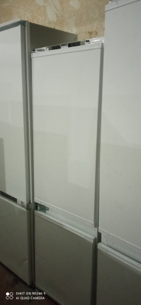 Новий холодильник до забудови BEKO BCNA 275 E 21S